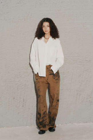 MUD WASHED JEANS | BROWN