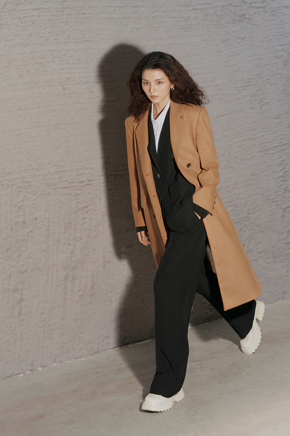 TAILORED LONG COAT | BEIGE – WEPHOBIA