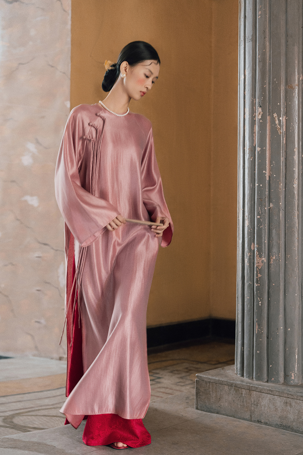 QUẦN ÁO DÀI | RED